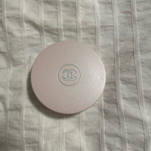 CHANEL Soft Pink Compact mirror with Logo